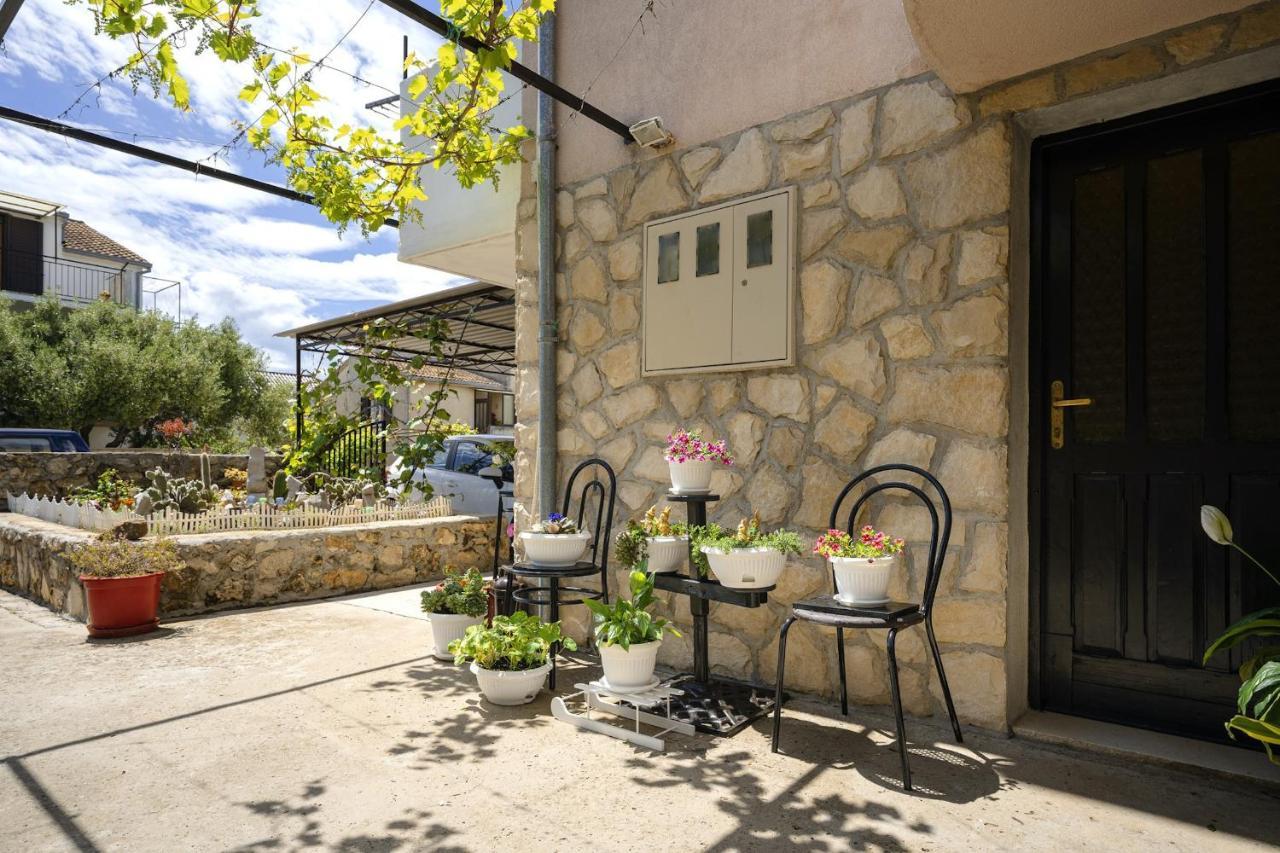 Apartments Zlata Stari Grad  Esterno foto