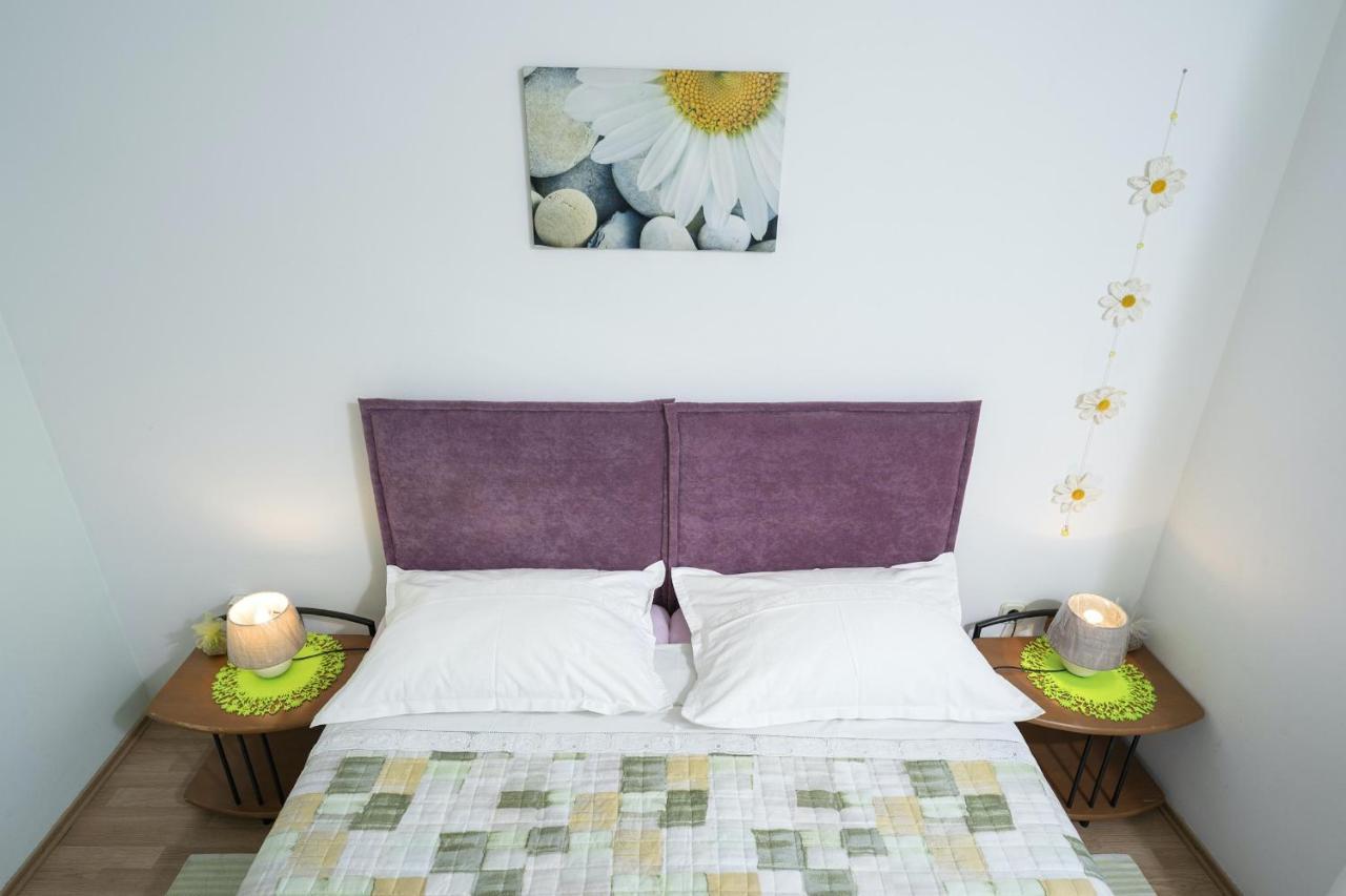 Apartments Zlata Stari Grad  Esterno foto