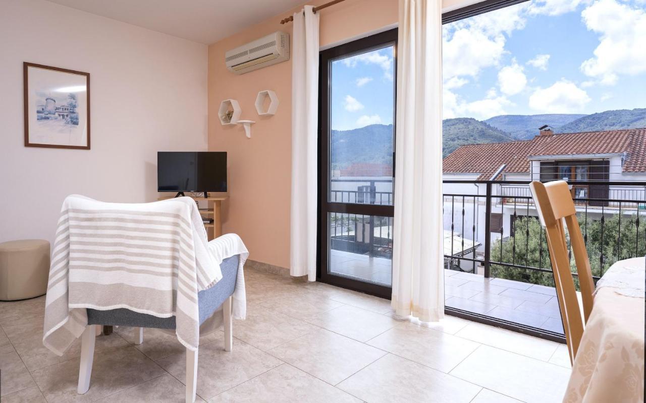 Apartments Zlata Stari Grad  Esterno foto